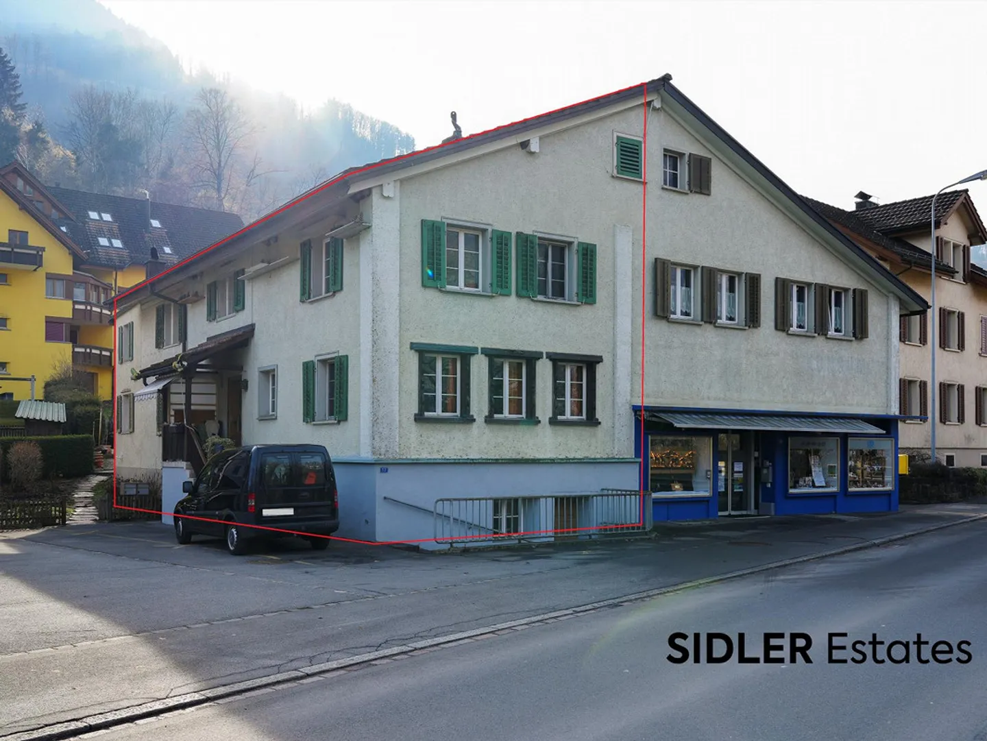 Zweifamilienhaus mit Renovationspotenzial in Seenähe - Foto 1 von 12