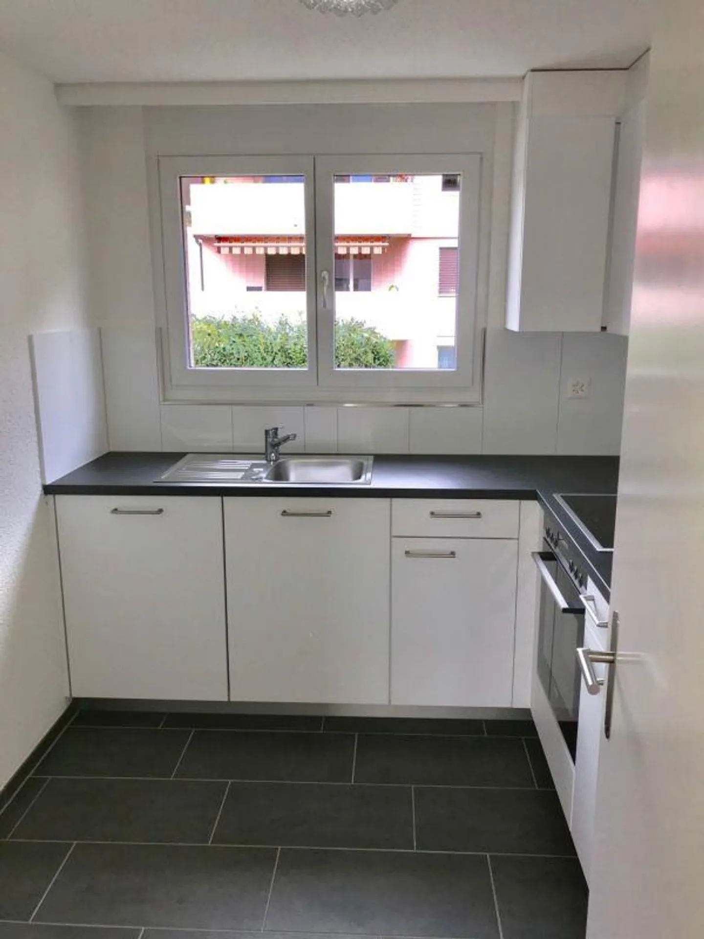 2° piano bellissimo e accogliente appartamento di 3,5 stanze - Foto 4 di 8