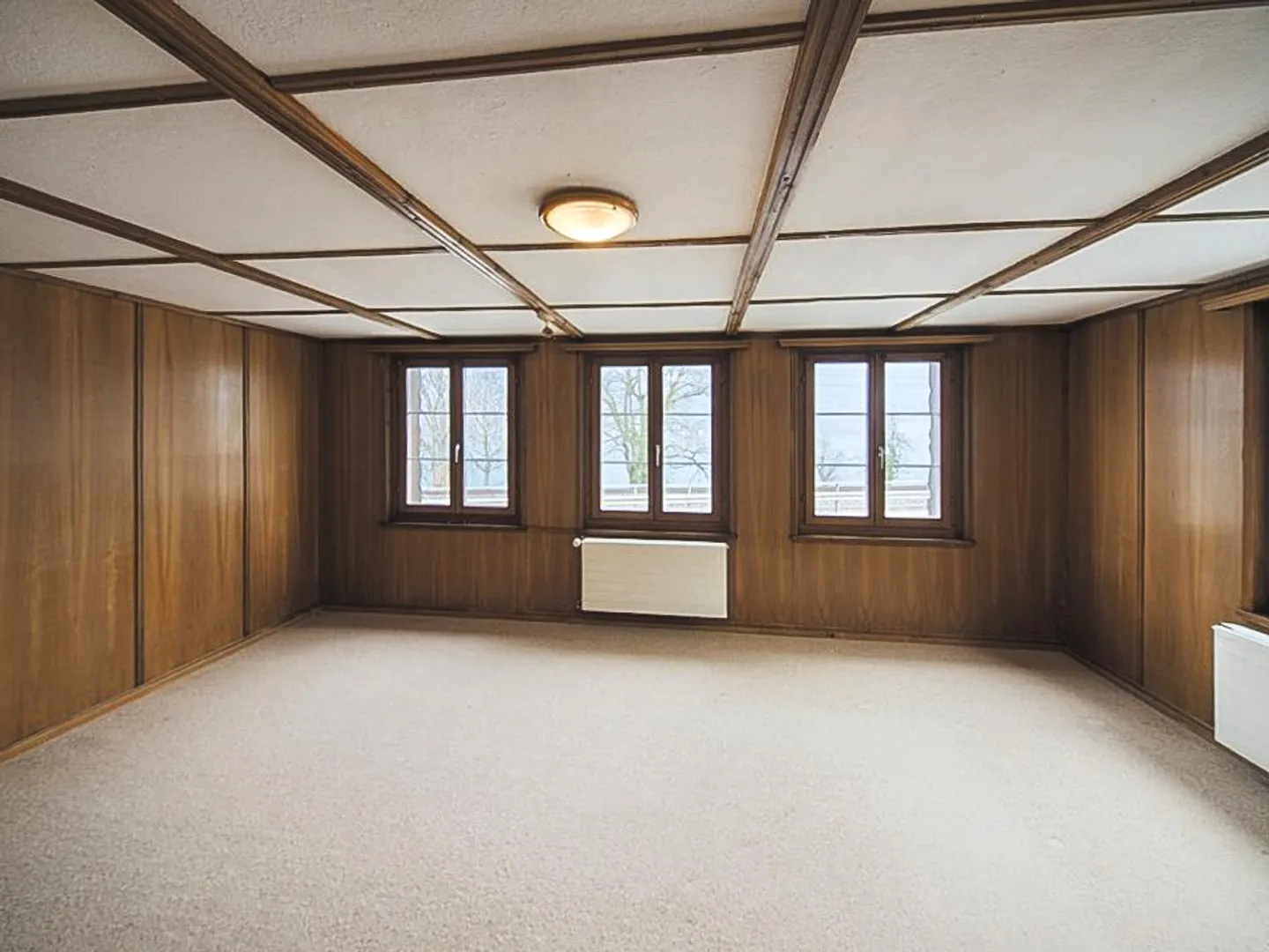 Zweifamilienhaus mit Renovationspotenzial in Seenähe - Foto 8 von 12