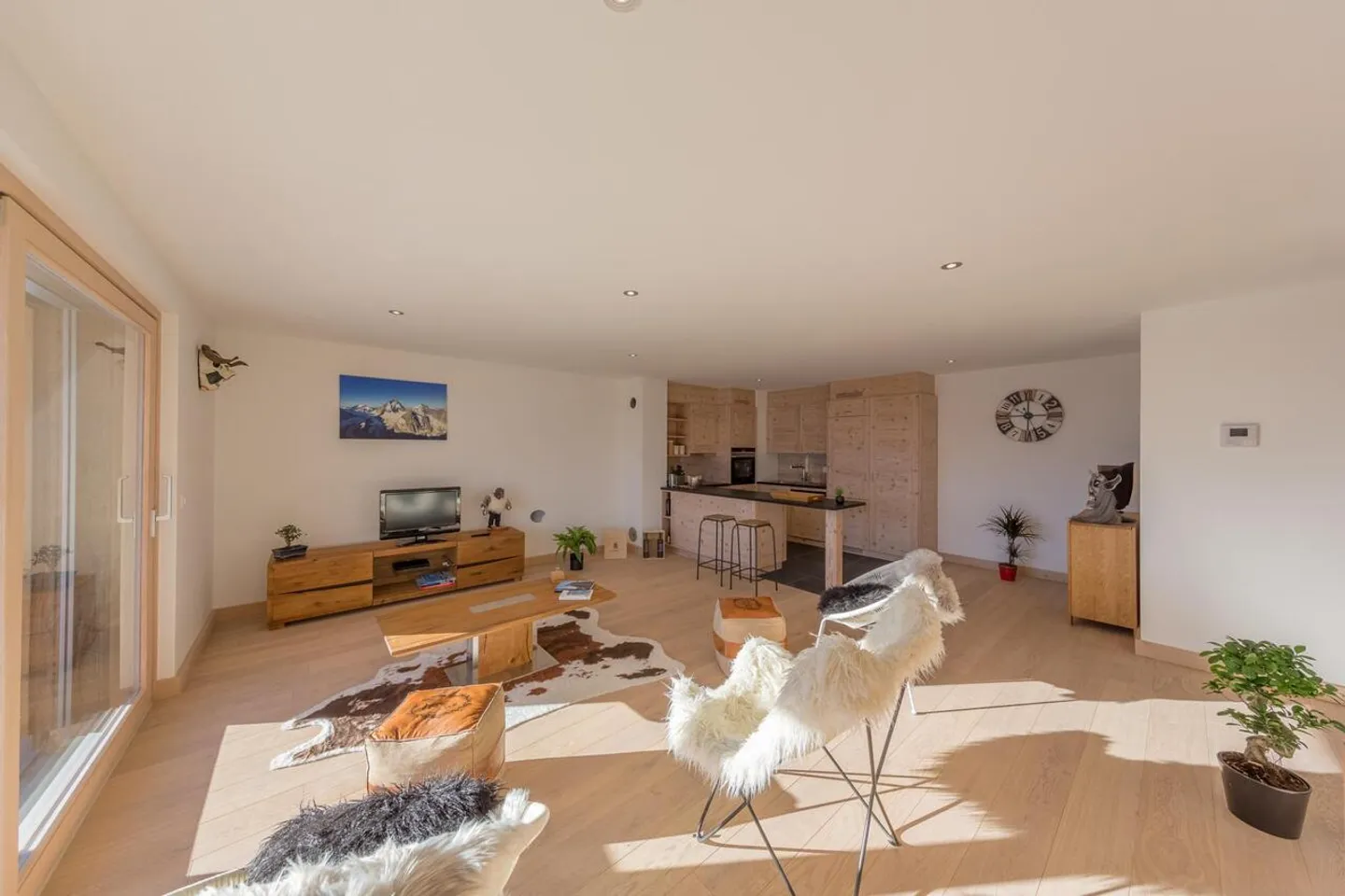 DERNIERE OPPORTUNITE - appartements neufs en résidence secondaire - complexe Dixence Resort - Photo 1 sur 11