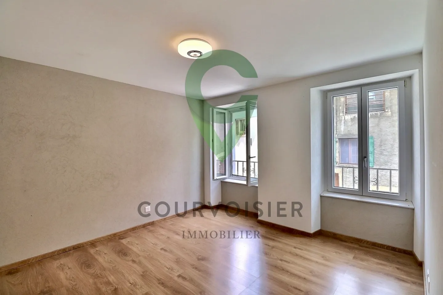 Appartement 4.5 pièces - Photo 4 sur 11