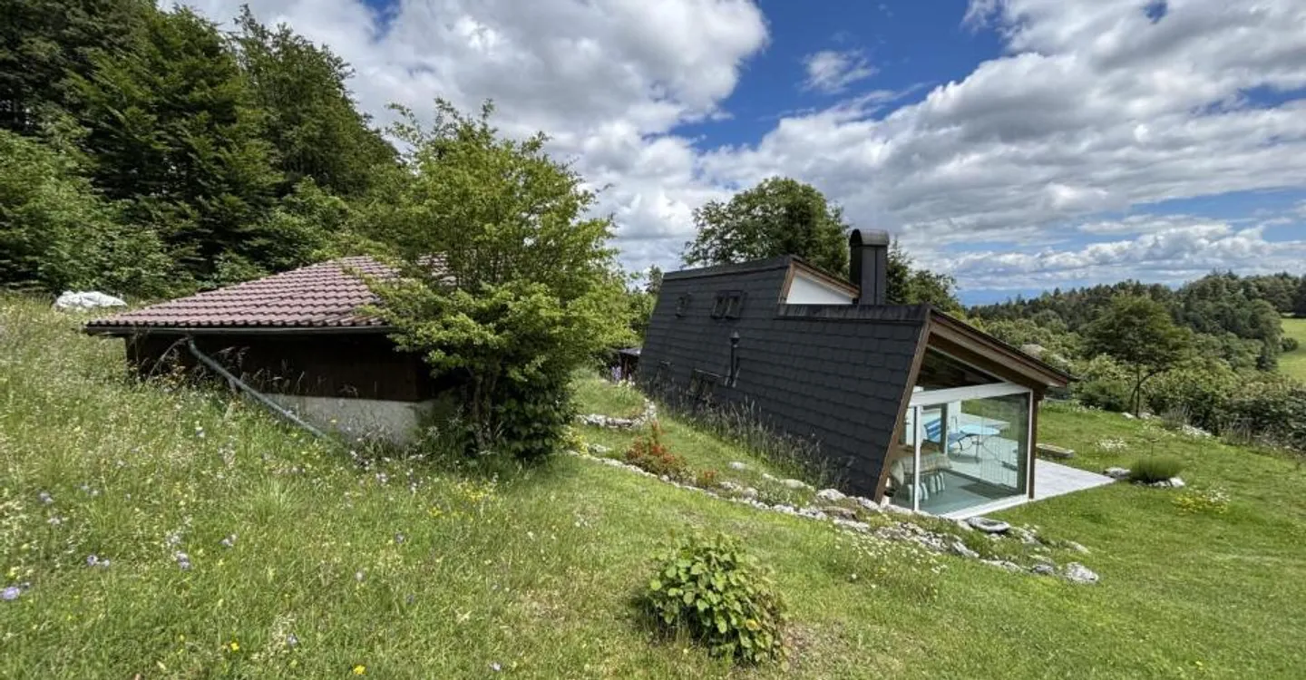 Casa vacanze esclusiva con ampio terreno in una posizione estremamente tranquilla - Foto 1 di 11