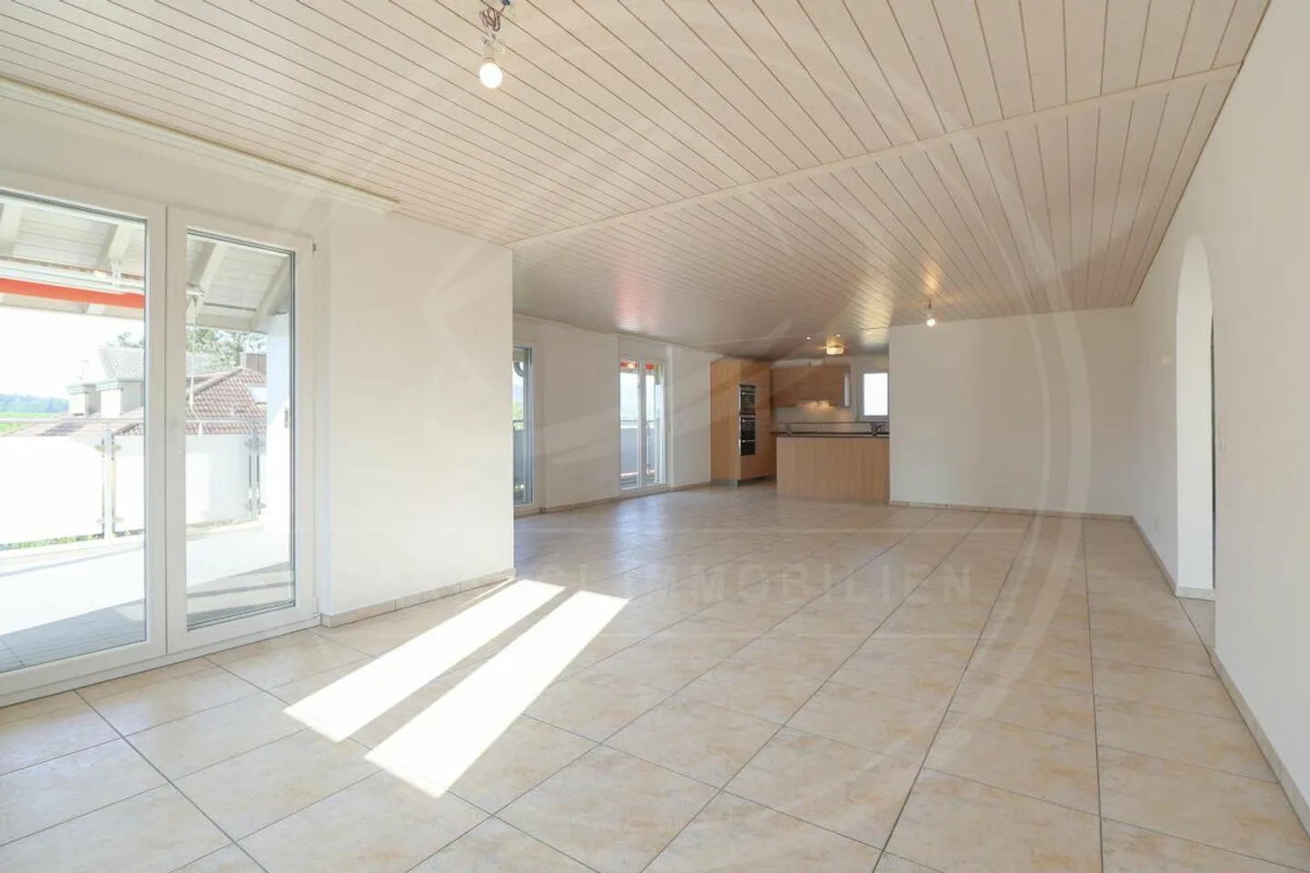 Plenty of space for two - stylish living and relaxed arrival - Photo 2 of 14