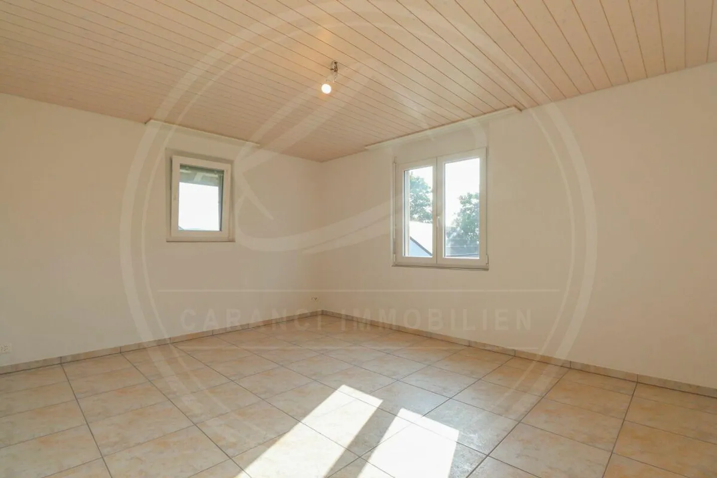 Plenty of space for two - stylish living and relaxed arrival - Photo 6 of 14