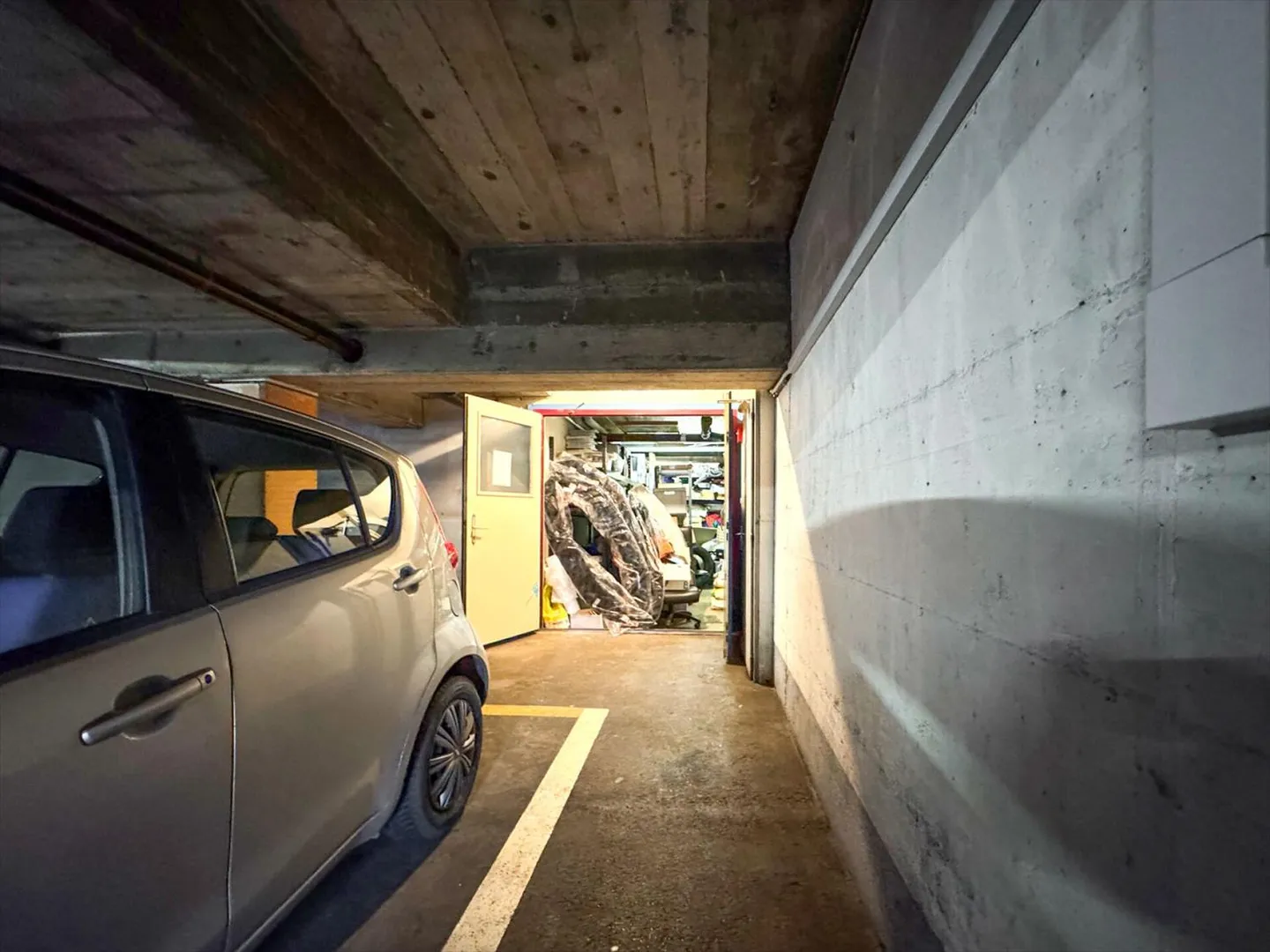 Warehouse close to downtown. - Photo 1 of 10