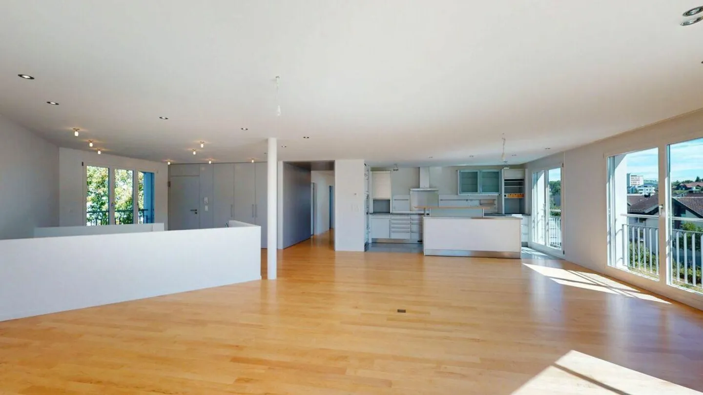 Appartamento attico di alta qualità in un quartiere familiare - Foto 3 di 11