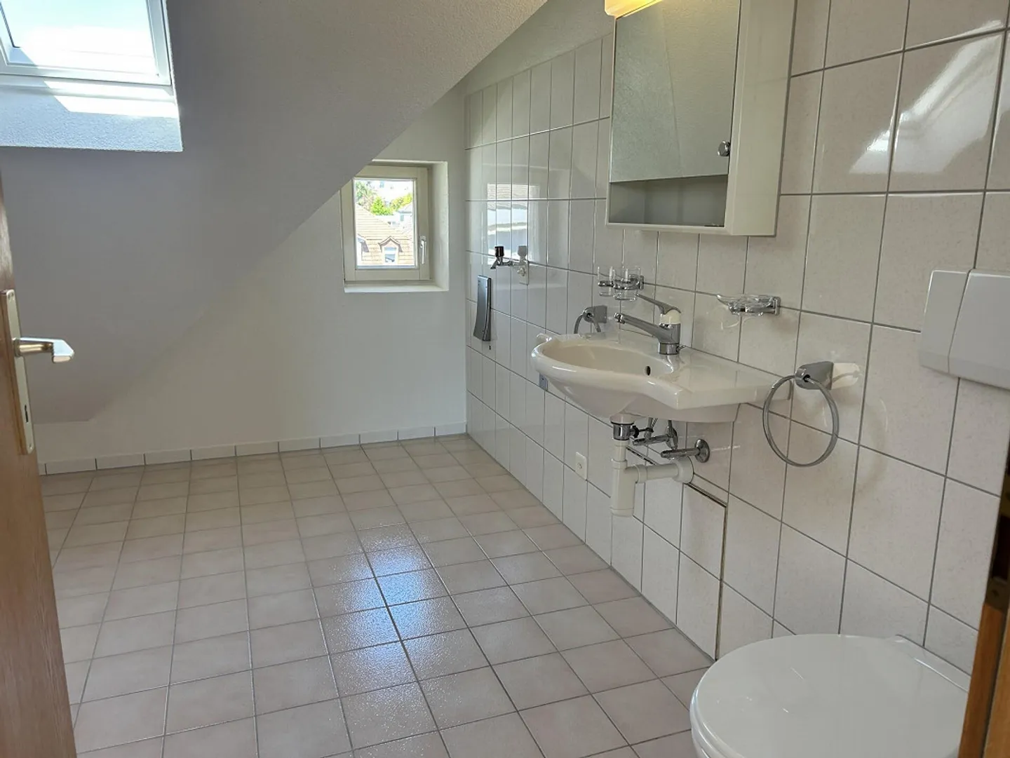 Charmante Dachwohnung in Arbon - Foto 4 von 9