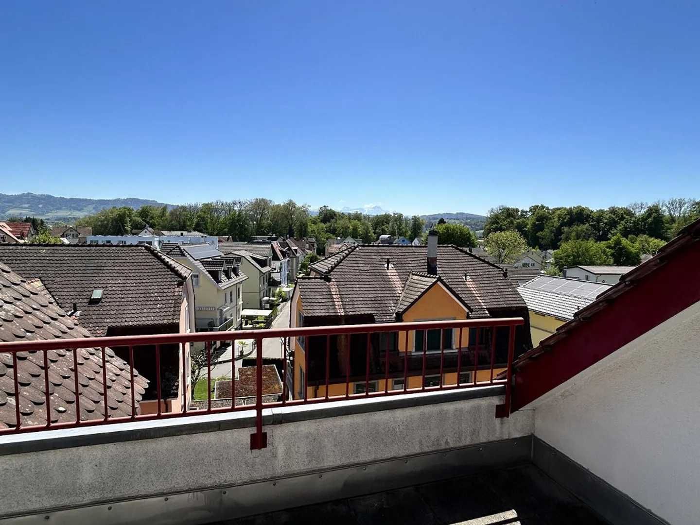 Charmante Dachwohnung in Arbon - Foto 7 von 9