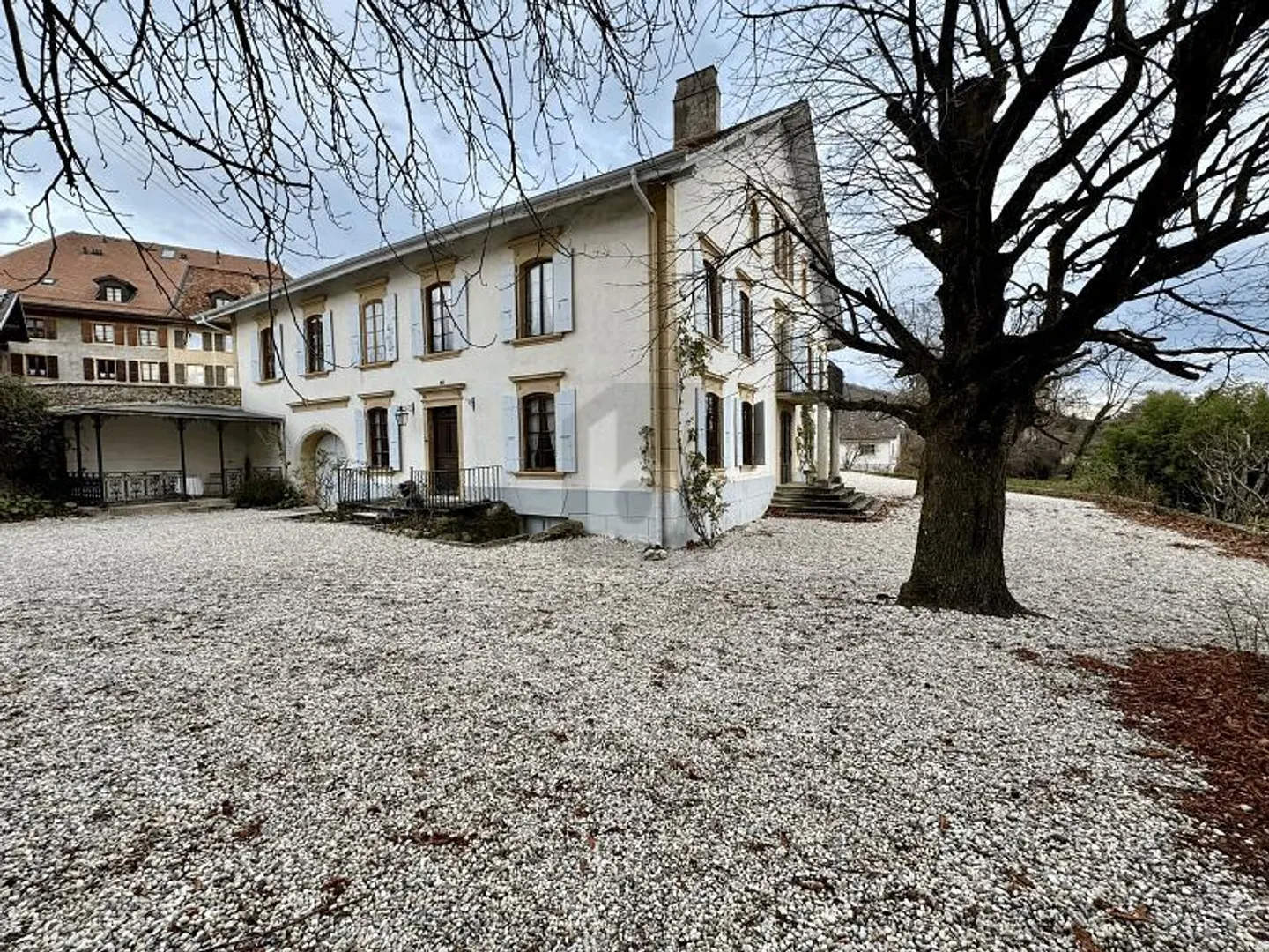 Außergewöhnliches Herrenhaus - Foto 3 von 6