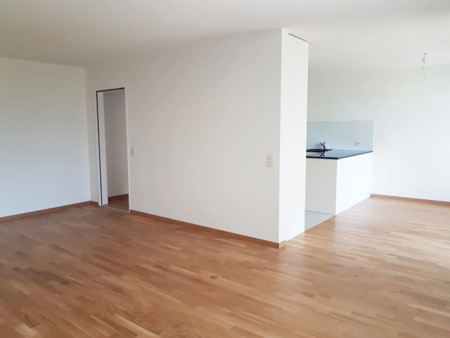 «Grosszügige Wohnung mit Gartensitzplatz» - Foto 3 von 5