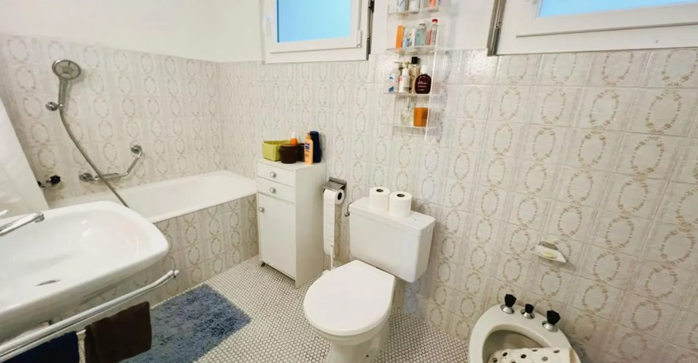 Appartement rénové avec vue imprenable - Photo 11 sur 14