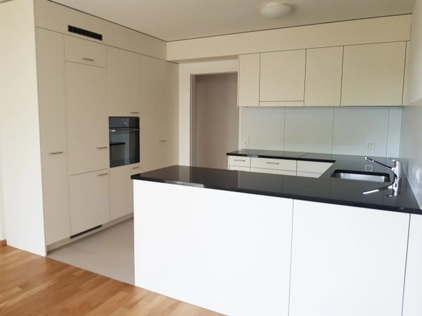 «Grosszügige Wohnung mit Gartensitzplatz» - Foto 4 von 5