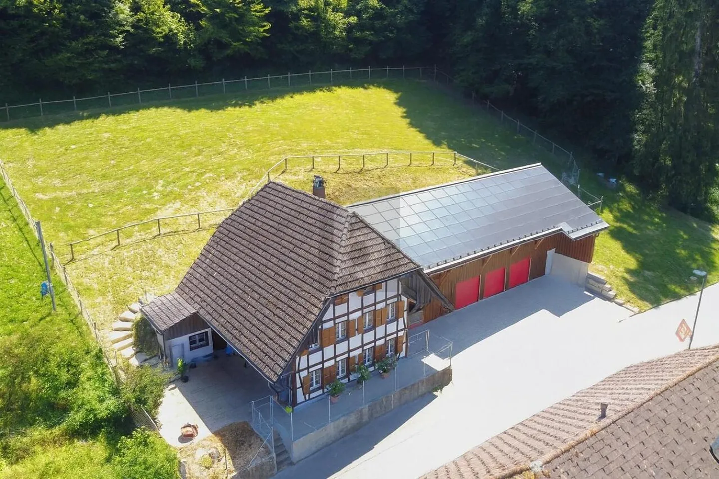 Maison individuelle à vendre - Photo 1 sur 6