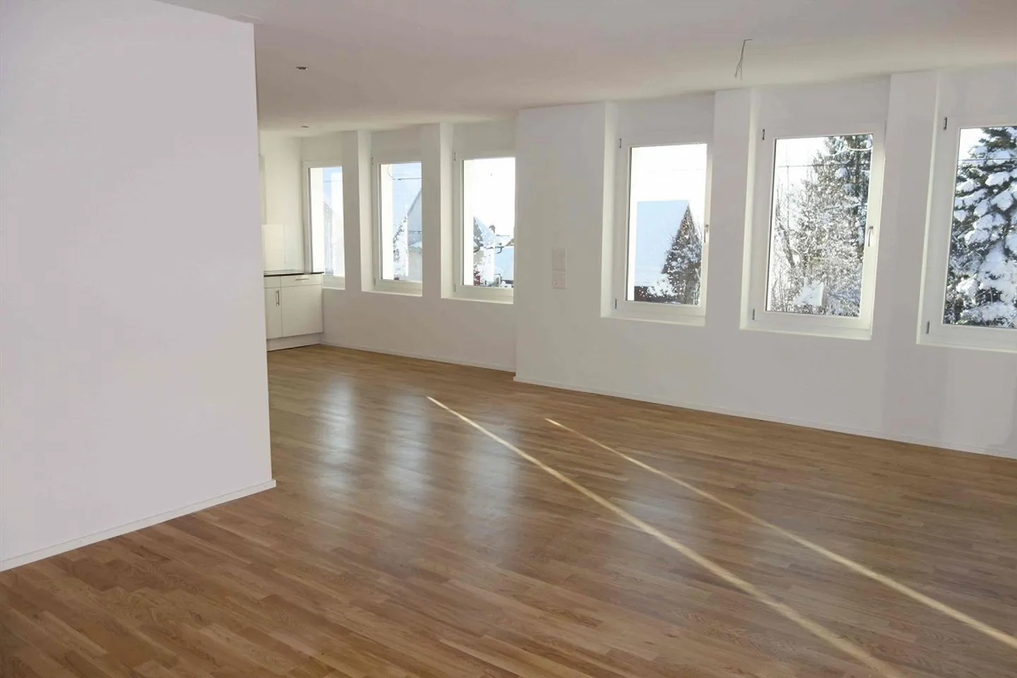 Appartamento maisonette moderno e luminoso di 4,5 stanze - Foto 6 di 10