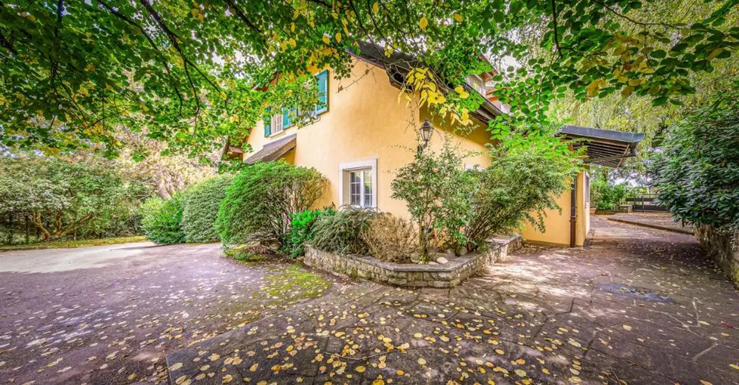 Villa Familiale Exceptionnelle avec Vue Lac - Photo 4 sur 12