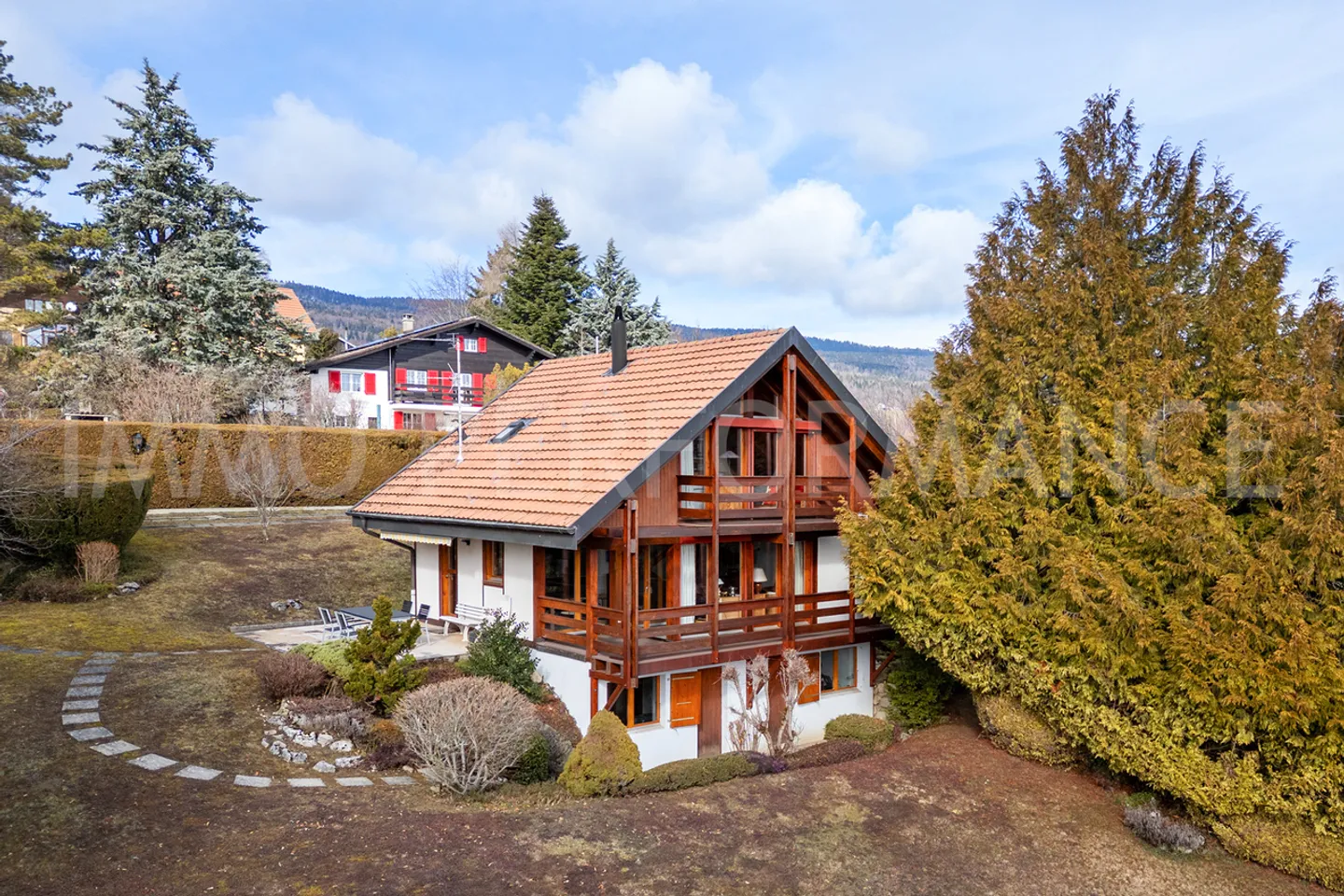 Charming Villa-Chalet with Views - Photo 1 of 14