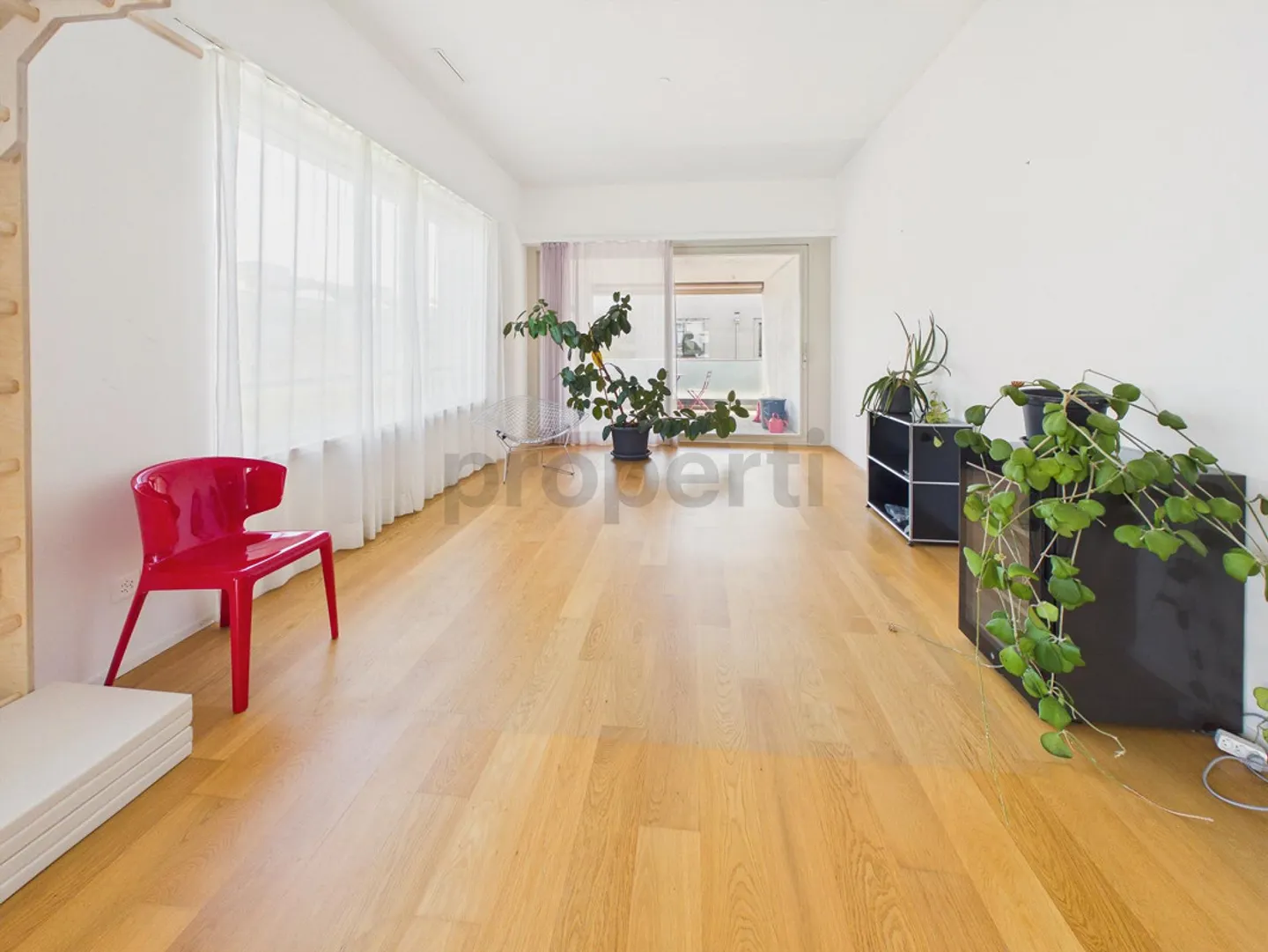 Light-flooded 4.5-room apartment with exceptional spatial feeling - Photo 5 of 13