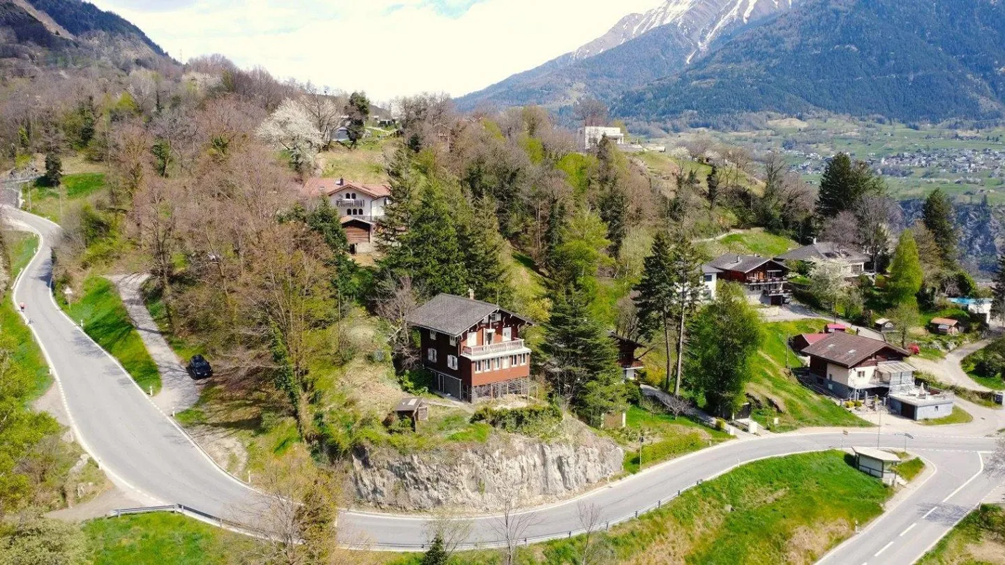 Excellent building land above the Rhone Valley in Naters - Photo 1 of 12