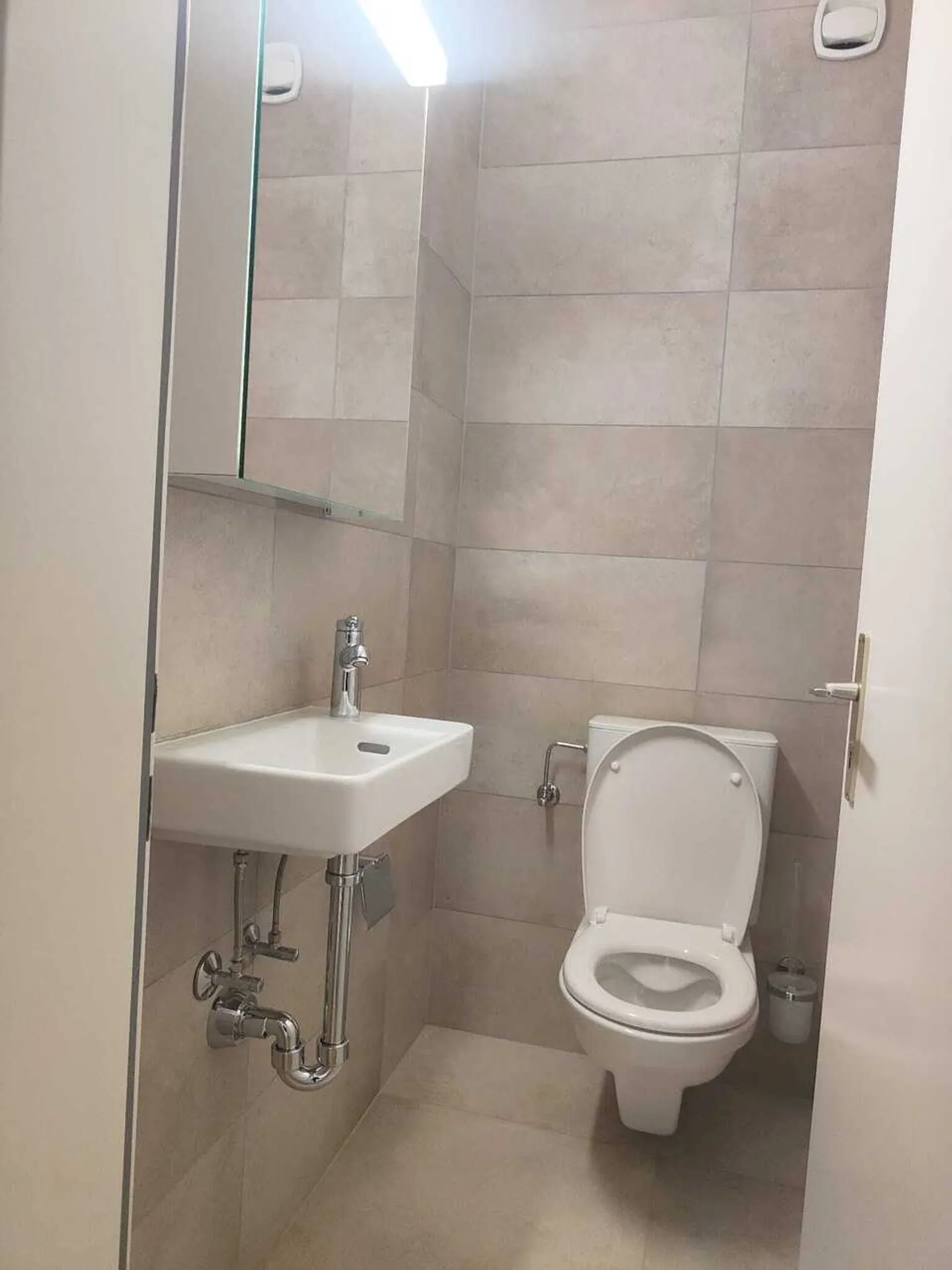 «4.5-Zimmer-Wohnung zu vermieten in ruhiger Lage von Ascona» - Foto 18 von 27