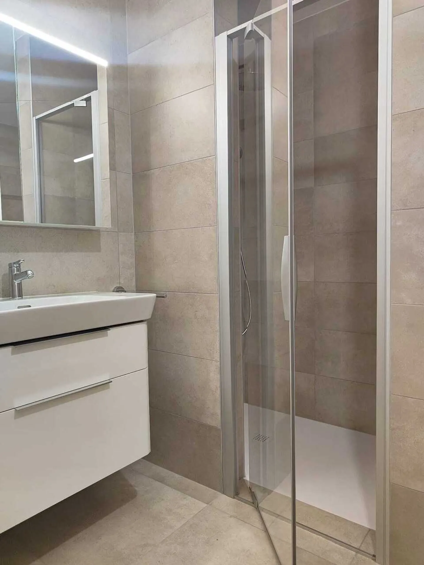 «4.5-Zimmer-Wohnung zu vermieten in ruhiger Lage von Ascona» - Foto 21 von 27