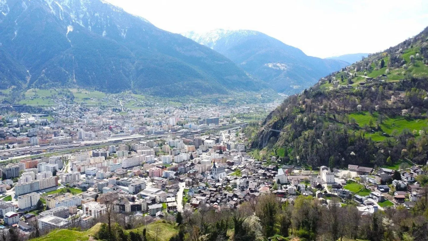 Excellent building land above the Rhone Valley in Naters - Photo 5 of 12