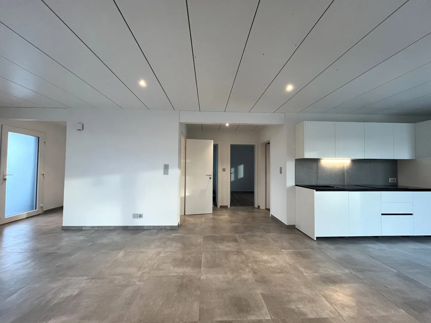 Wunderschöne 3,5 Zimmer mit Garten in Bottens - Foto 1 von 10