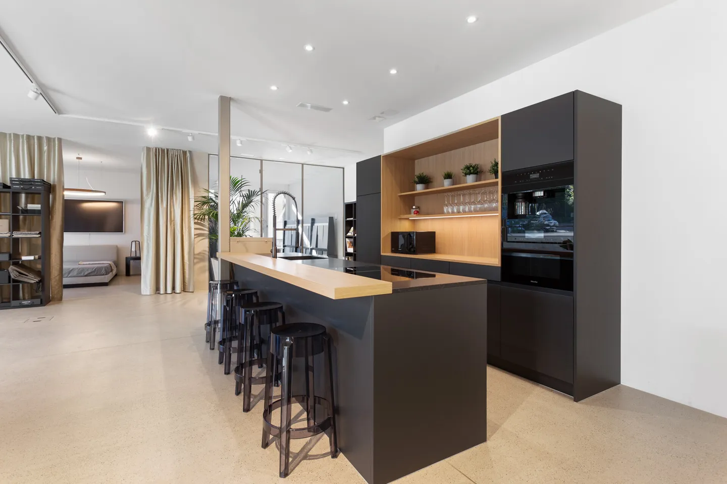 Ein Raum der Perspektiven eröffnet: ca. 320 m2 für Ihre Geschäftsidee - Foto 4 von 23