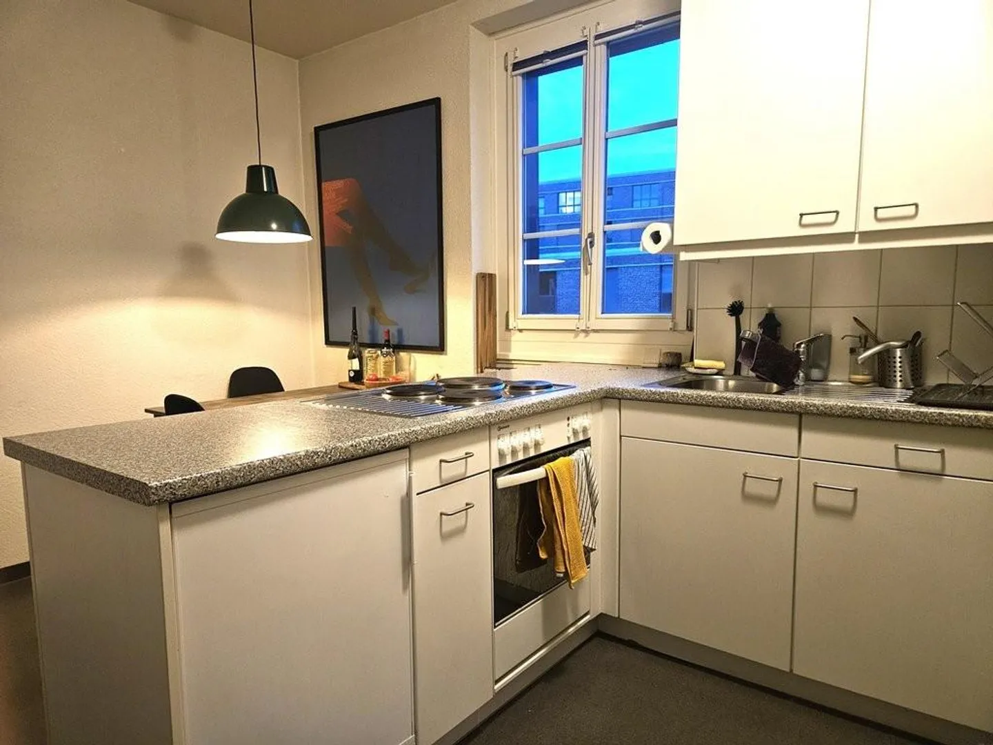 Appartamento luminoso vicino a Europaplatz - Foto 5 di 10