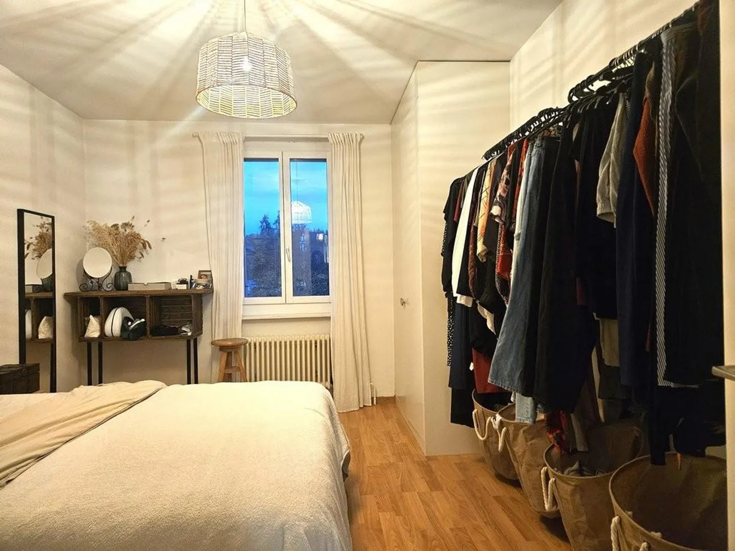 Appartamento luminoso vicino a Europaplatz - Foto 8 di 10