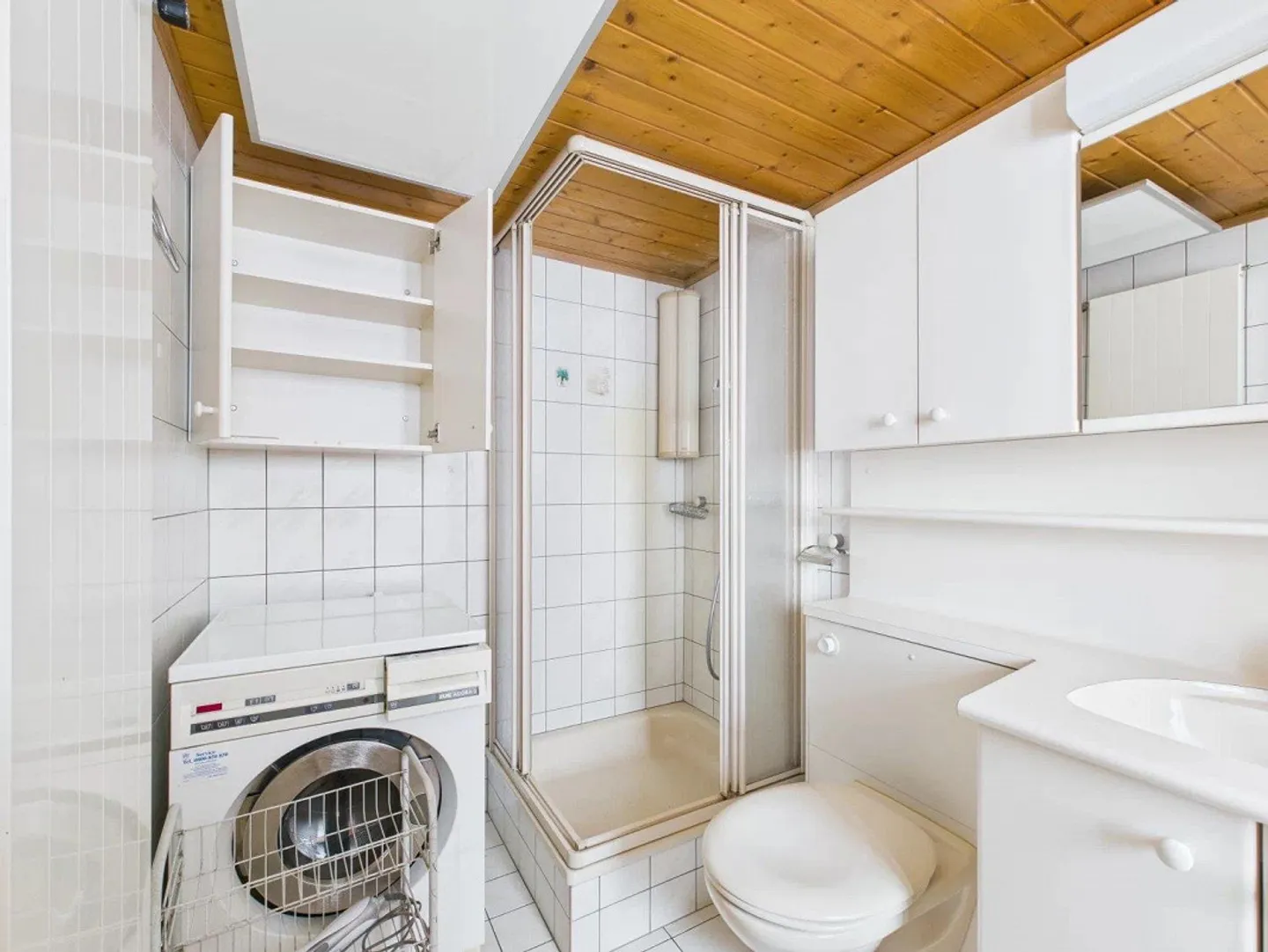 Two-family house in the Binntal Landscape Park - Photo 8 of 13