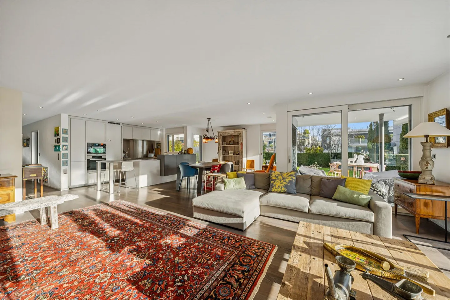 Appartement moderne avec vue sur le jardin et le lac - Photo 2 sur 4