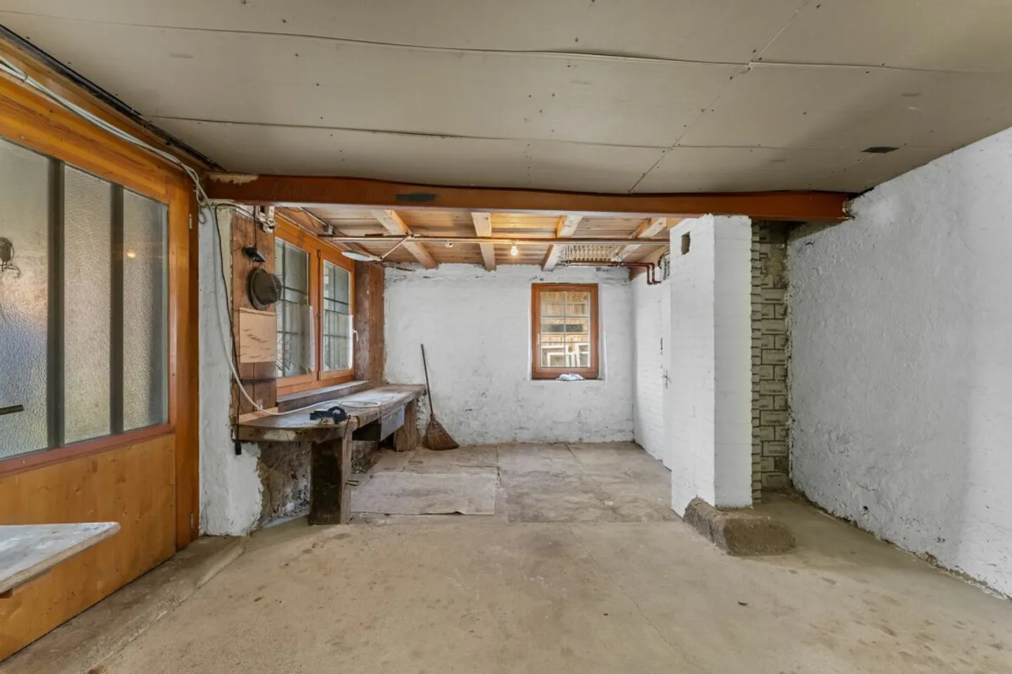 Two-family house / single-family house with apartment - Photo 21 of 30