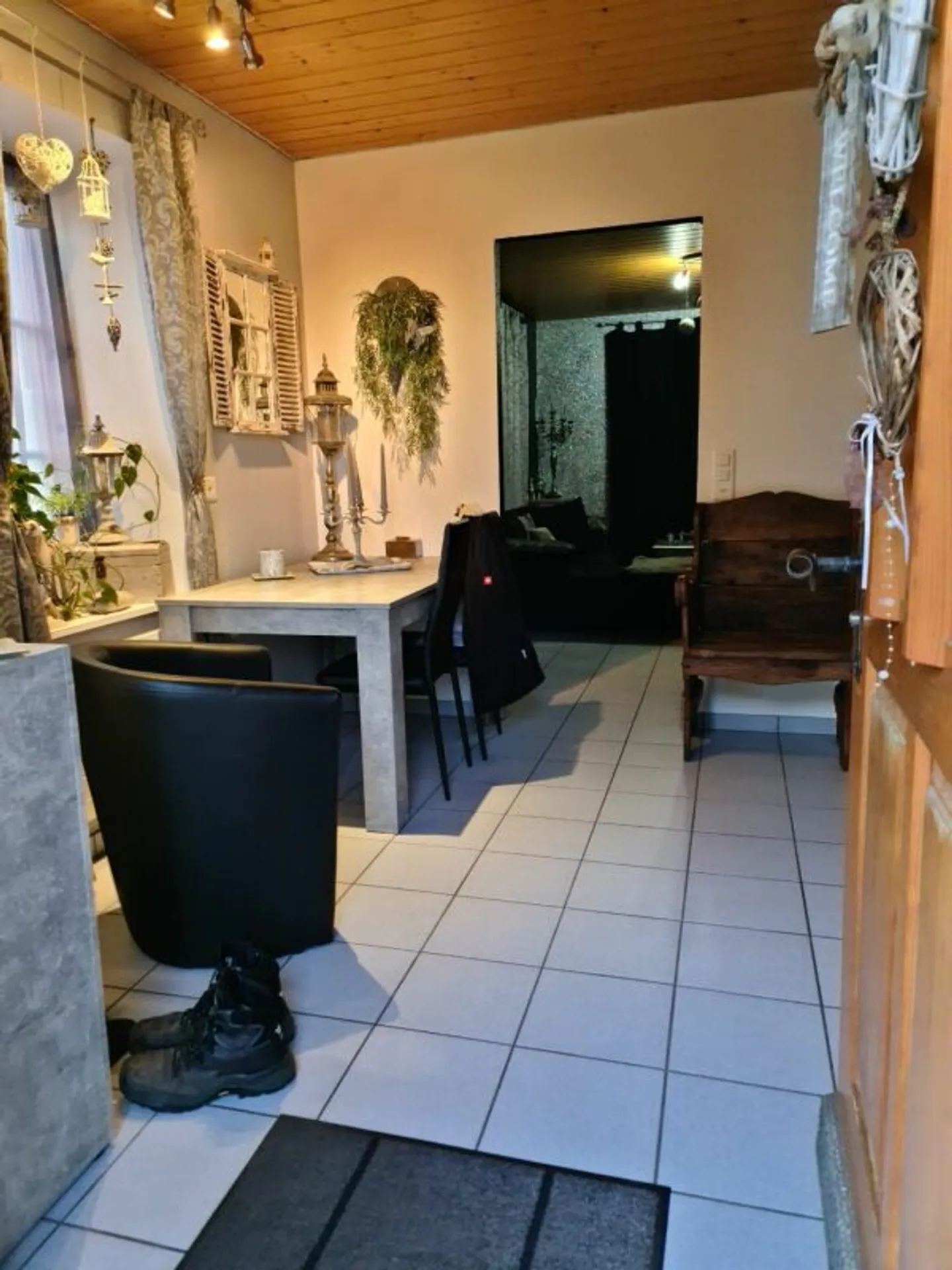 Two-family house / single-family house with apartment - Photo 22 of 30