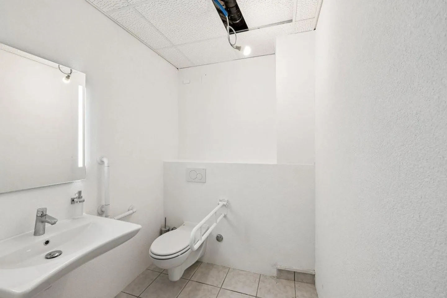 Arcade in der Nähe der Innenstadt von Montreux - Foto 9 von 9