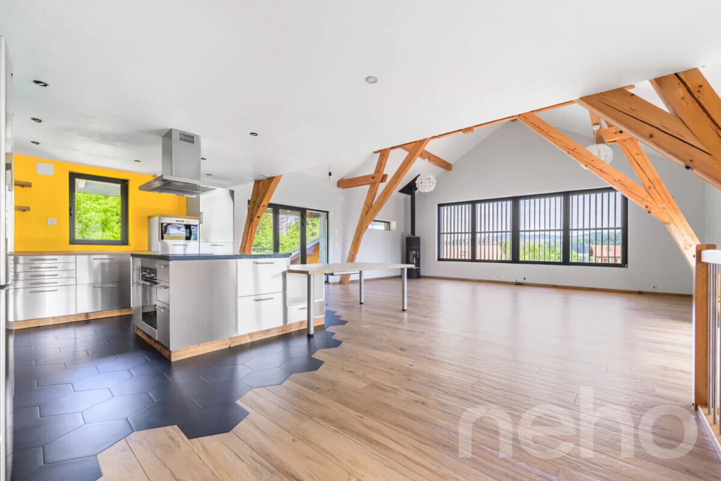 FATTORIA RISTRUTTURATA CON ABITAZIONE INDIPENDENTE E TERRENO IN PERMACULTURA - Foto 5 di 12