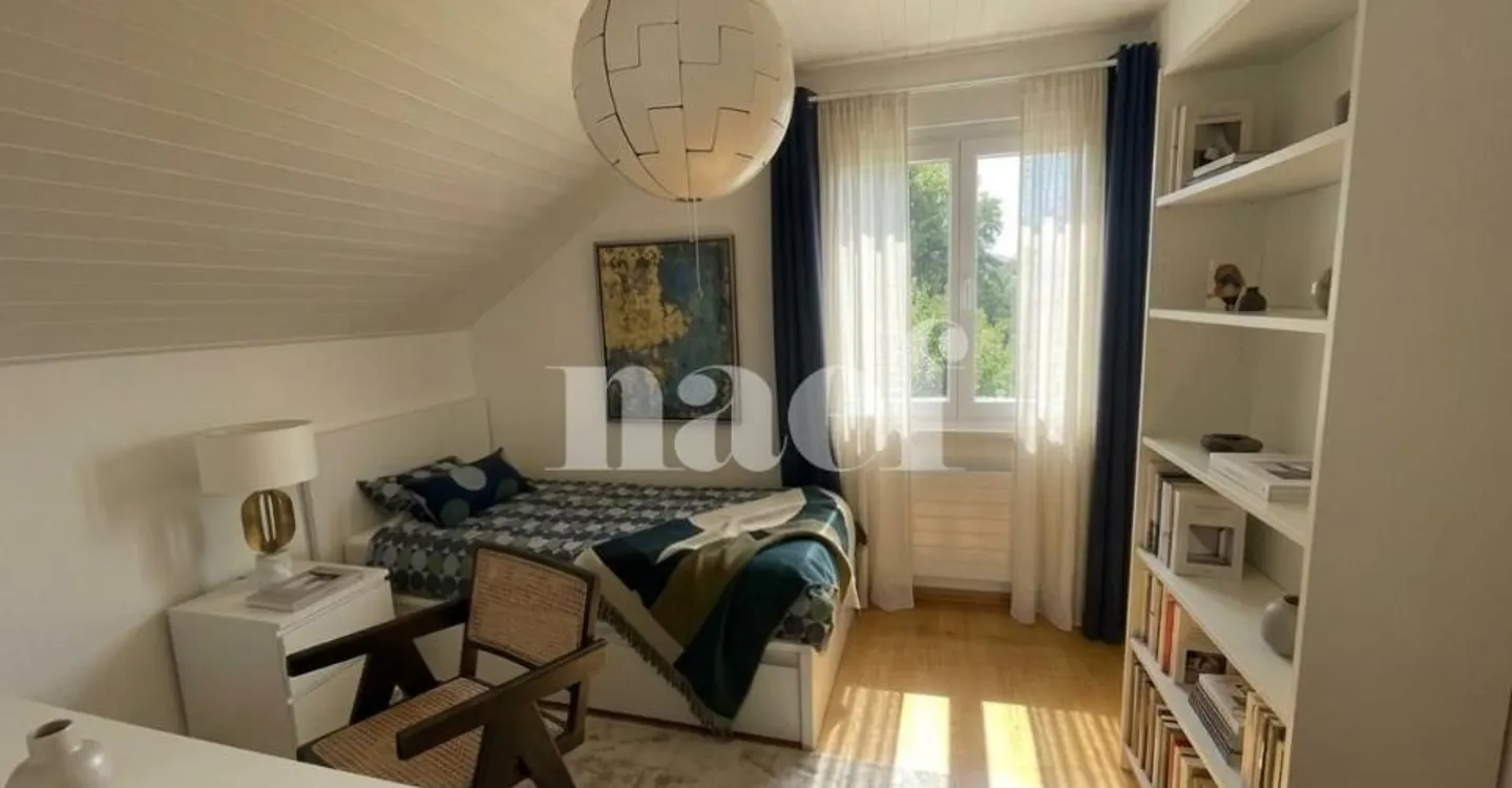 Bella villa indipendente completamente ristrutturata con grande giardino - Foto 7 di 13