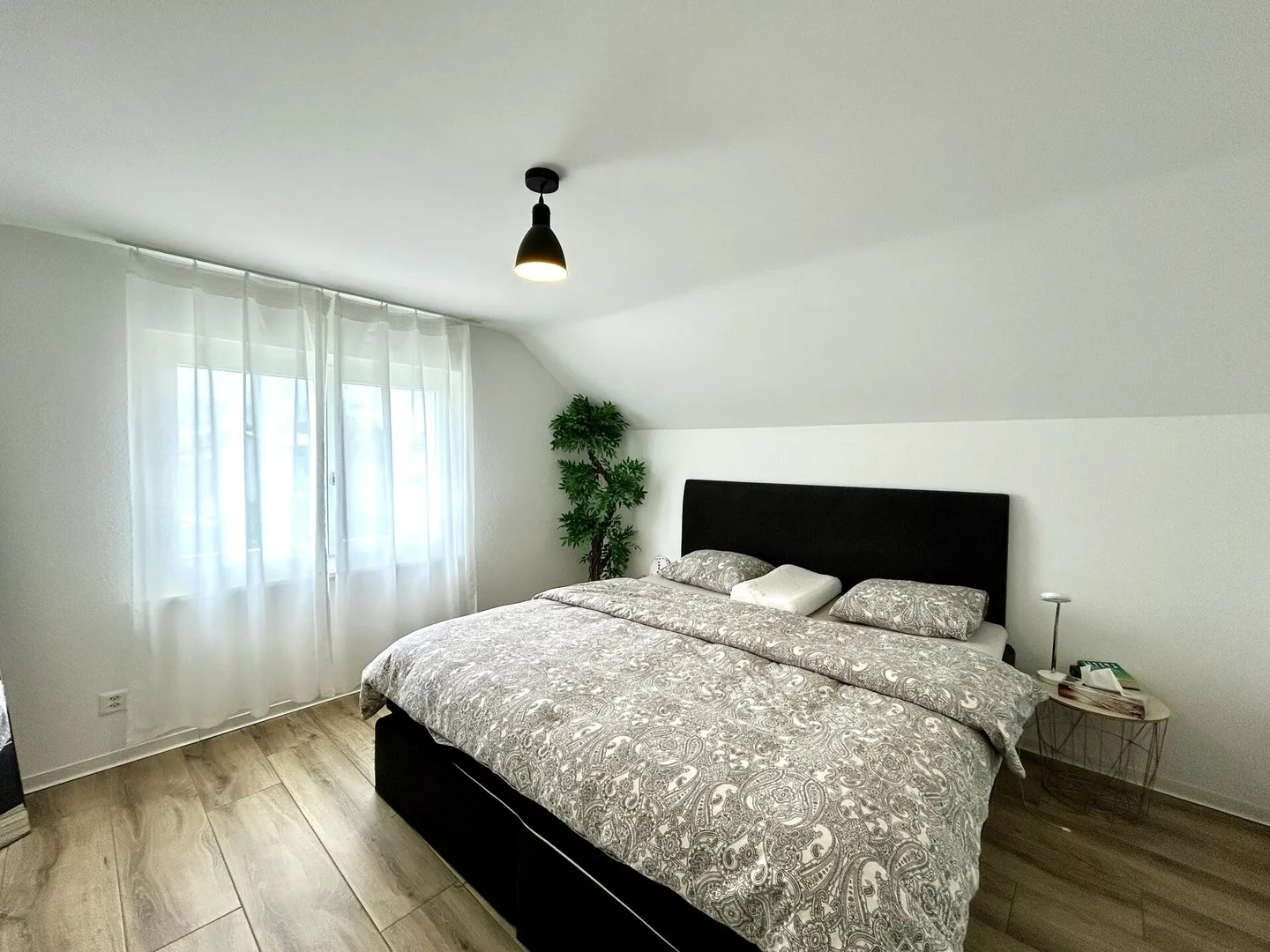 Charming single-family home with large garden and garage - extensively modernized! - Photo 13 of 20