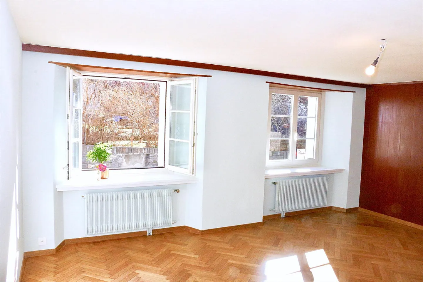 Bright, lively, beautiful 2.5 room apartment for rent - Photo 3 of 10