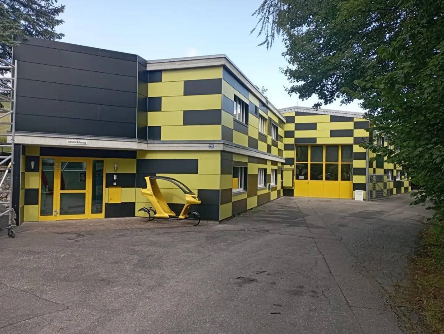 Proprietà industriale/commerciale con sufficienti riserve di terreno - Foto 1 di 14