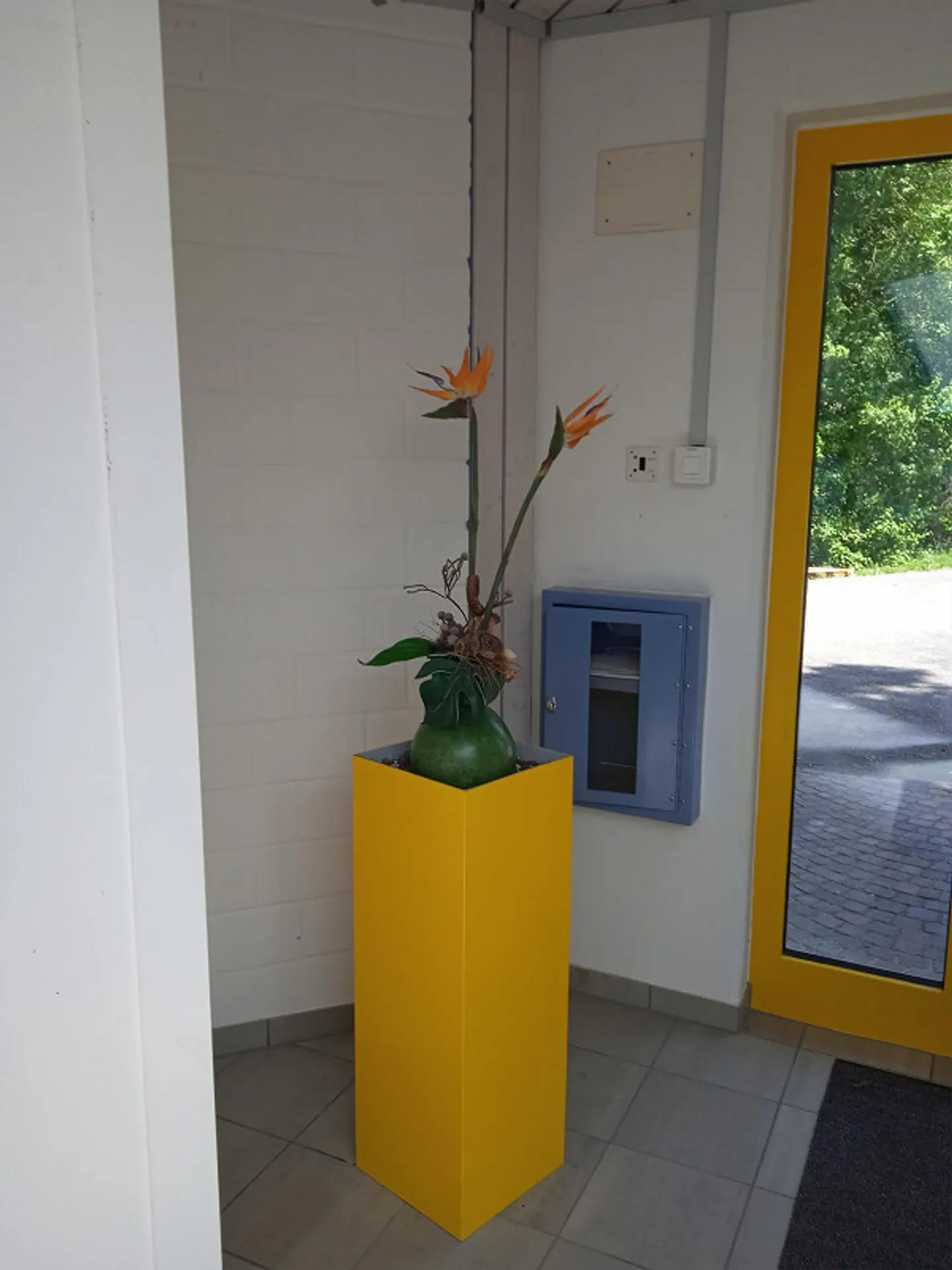 Proprietà industriale/commerciale con sufficienti riserve di terreno - Foto 3 di 14
