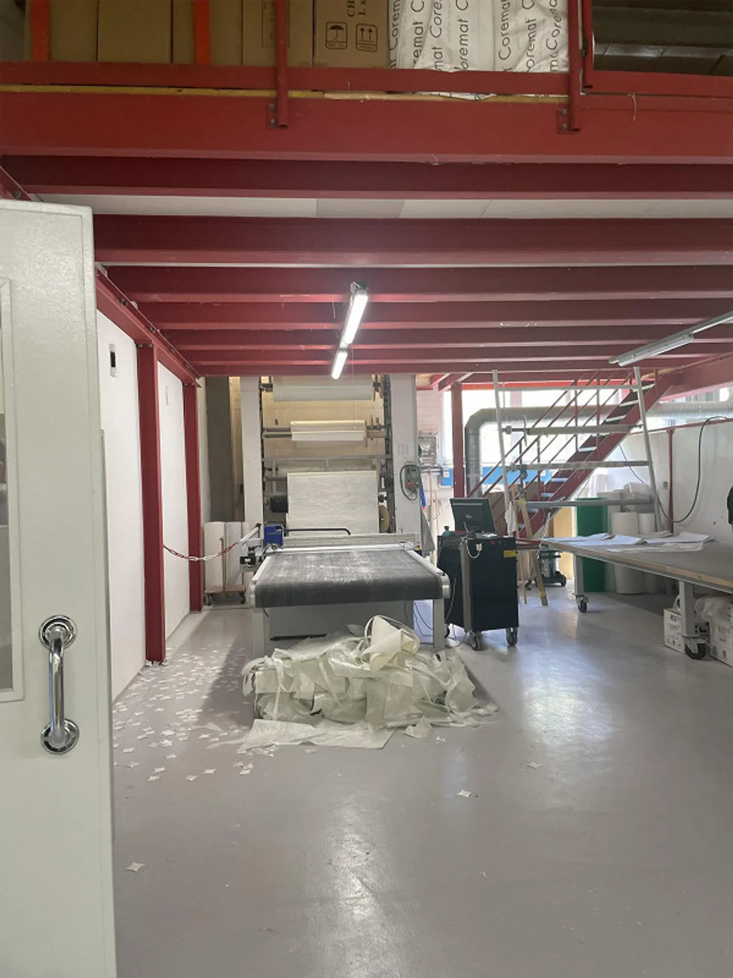 Proprietà industriale/commerciale con sufficienti riserve di terreno - Foto 12 di 14