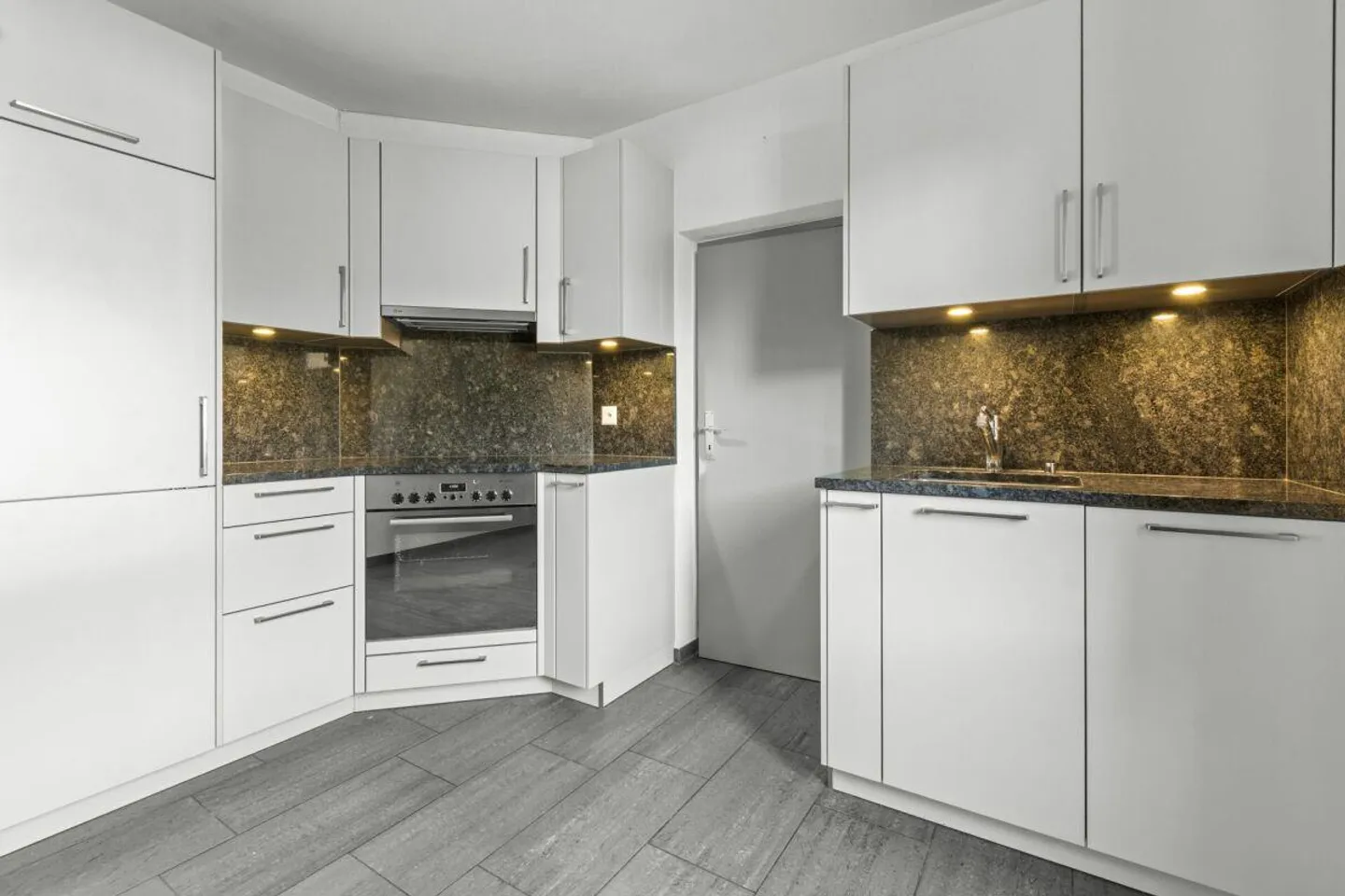 Appartamento Charmante Vicino alla Stazione - Foto 10 di 12