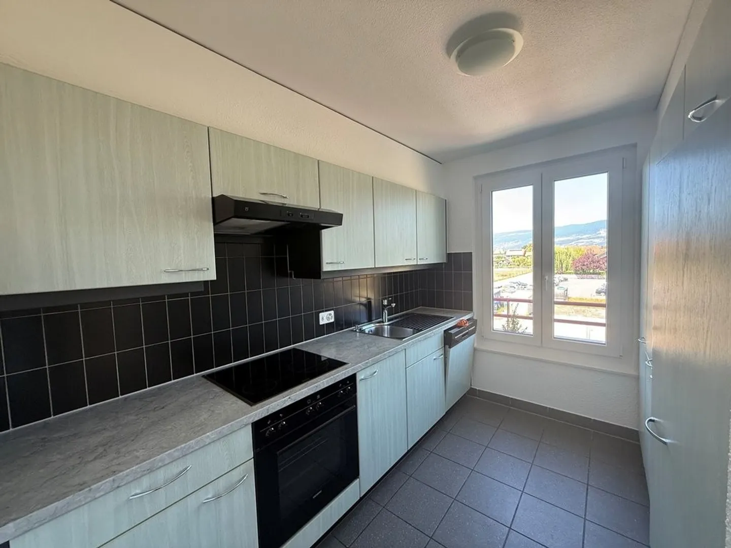 Appartement Charmant avec Balcon - Photo 6 sur 7