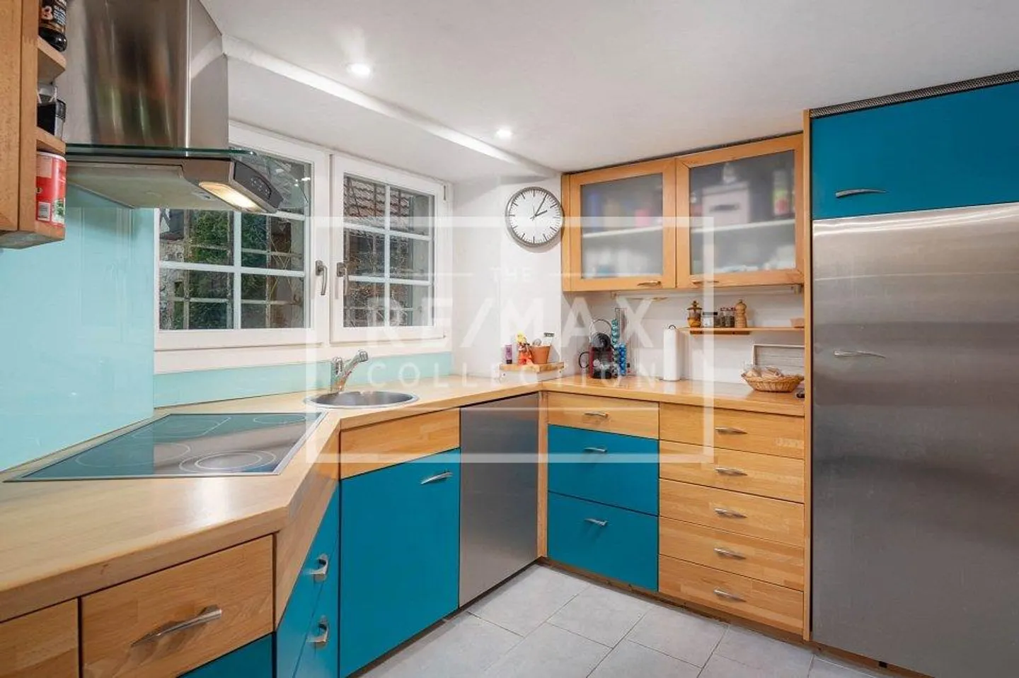 Historic 7-Room Farmhouse with Modern Comfort in Horgen - Photo 11 of 13