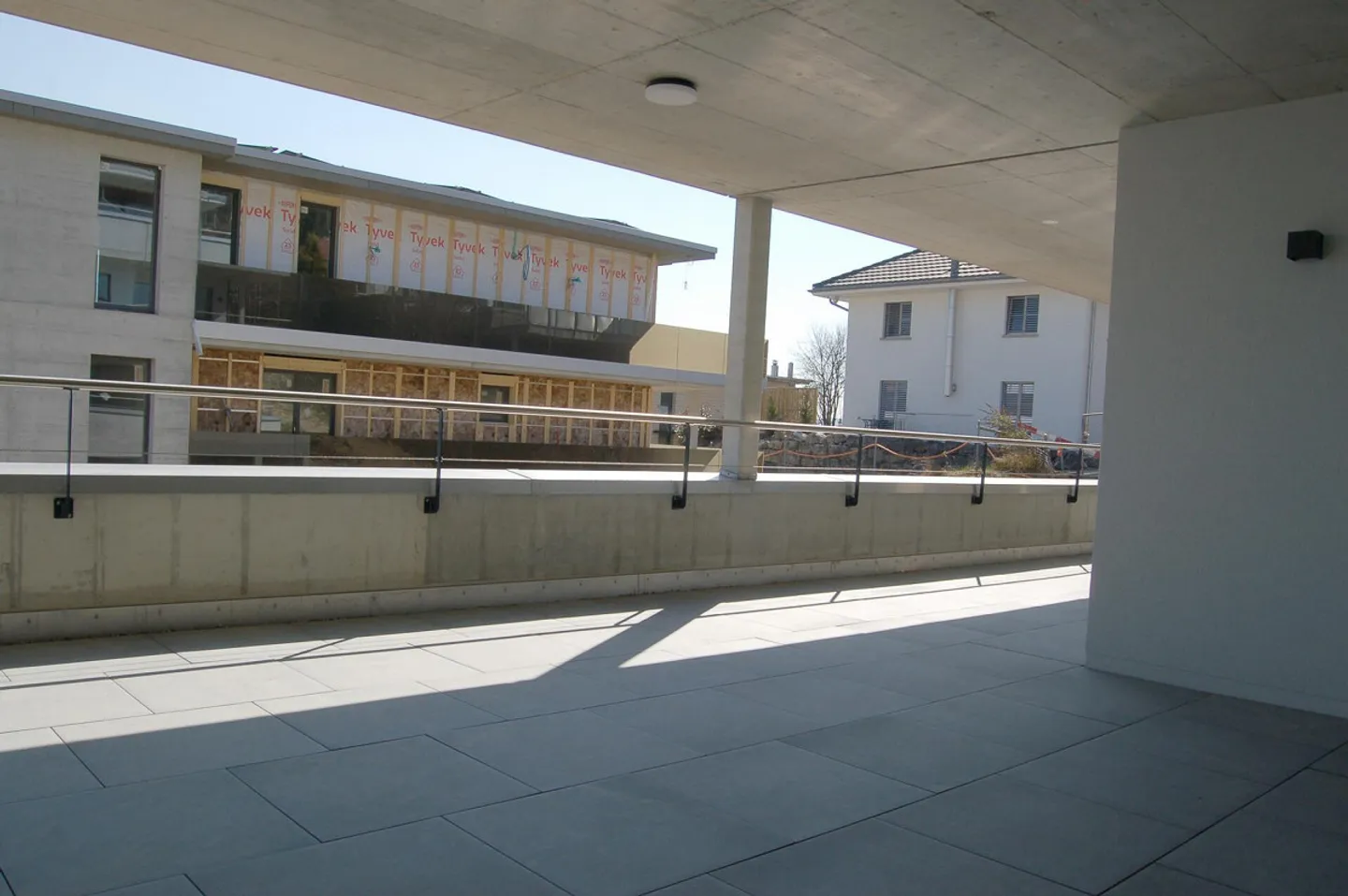 Space for Living – Stylish 4½-Room Apartment on Two Floors - Photo 6 of 9