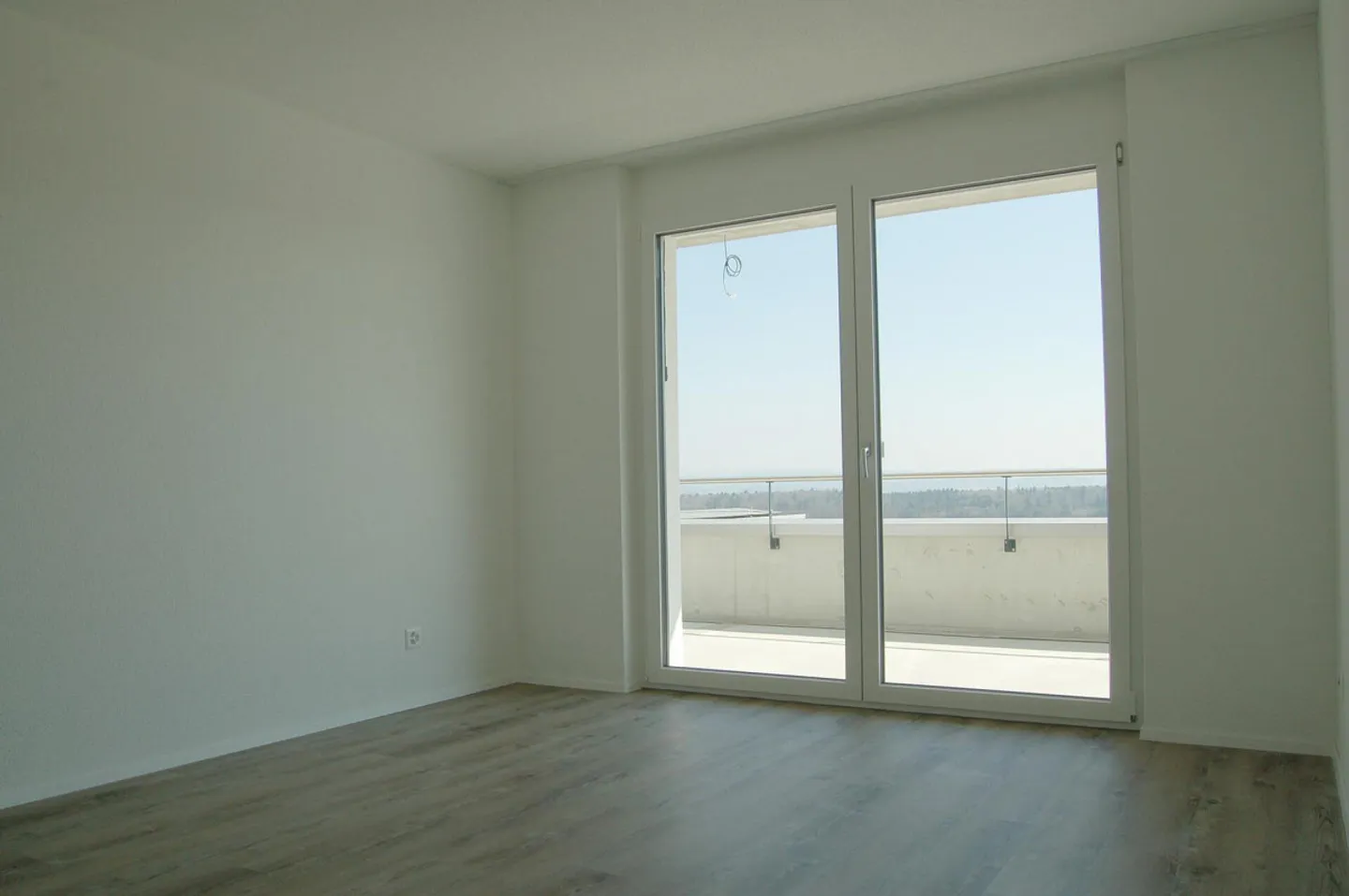 Space for Living – Stylish 4½-Room Apartment on Two Floors - Photo 8 of 9