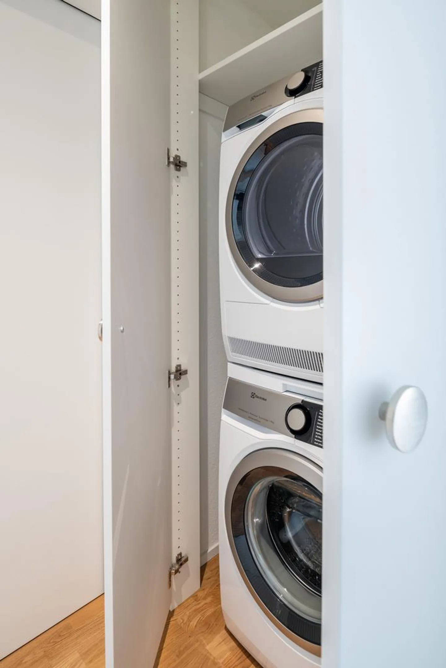 Moderne 2.5-Zimmerwohnung - Foto 6 von 6