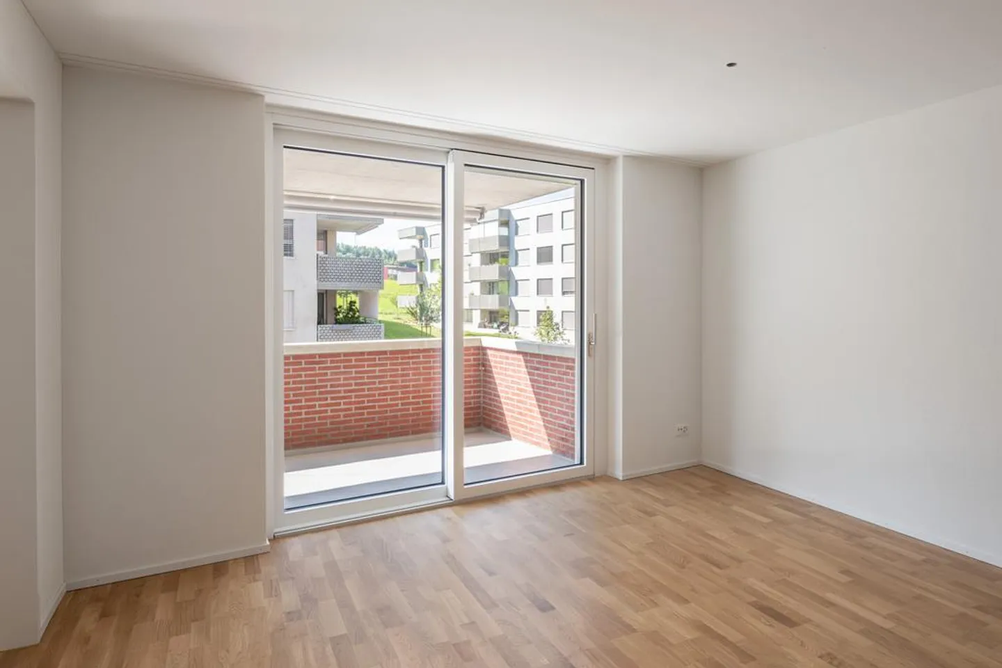Moderne 2.5-Zimmerwohnung - Foto 4 von 6
