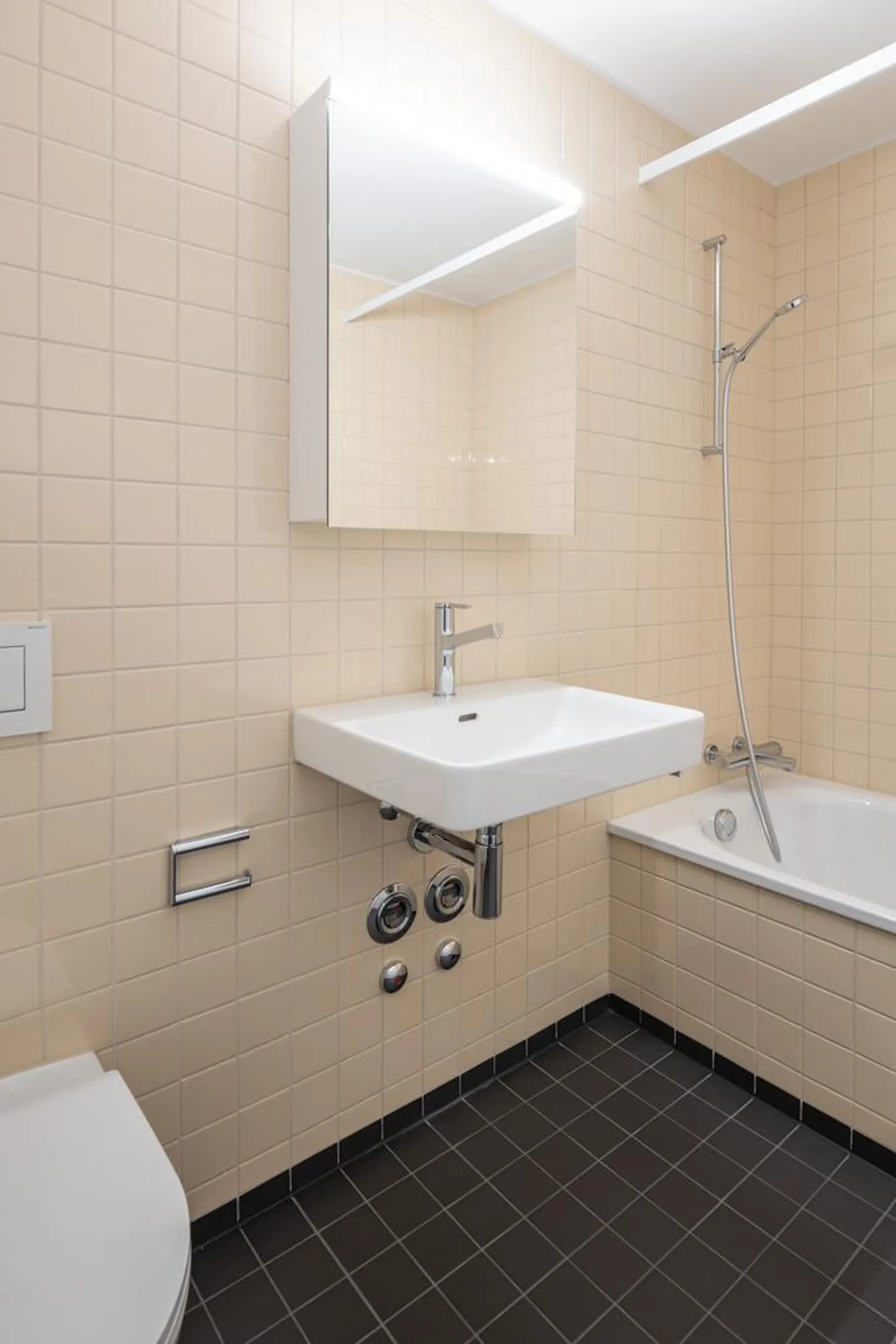 Moderne 2.5-Zimmerwohnung - Foto 5 von 6