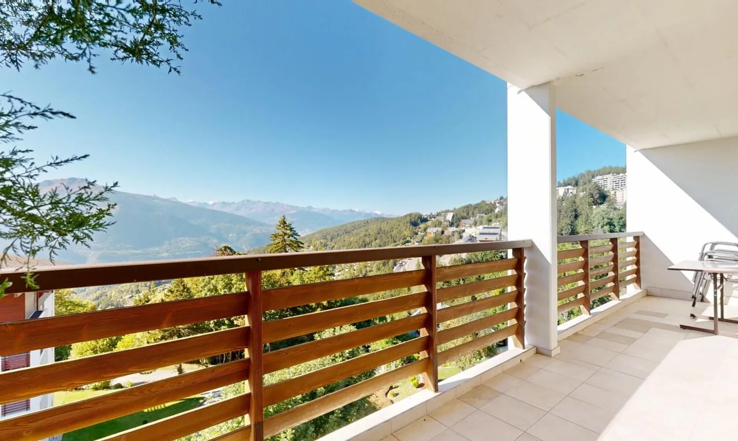 Apartment for sale - Photo 2 of 11